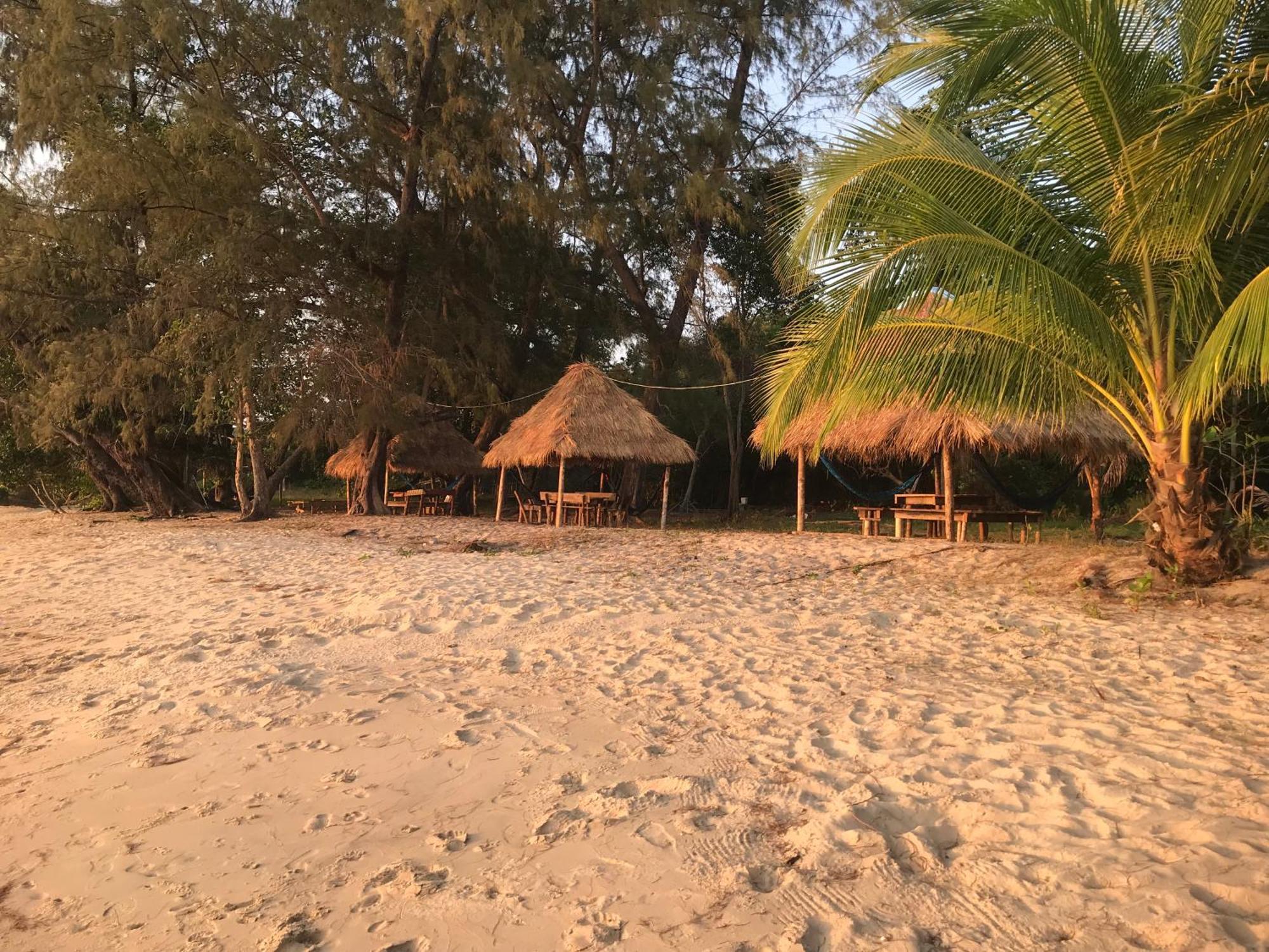 Albergue Naks Shack Koh Ta Kiev Exterior foto